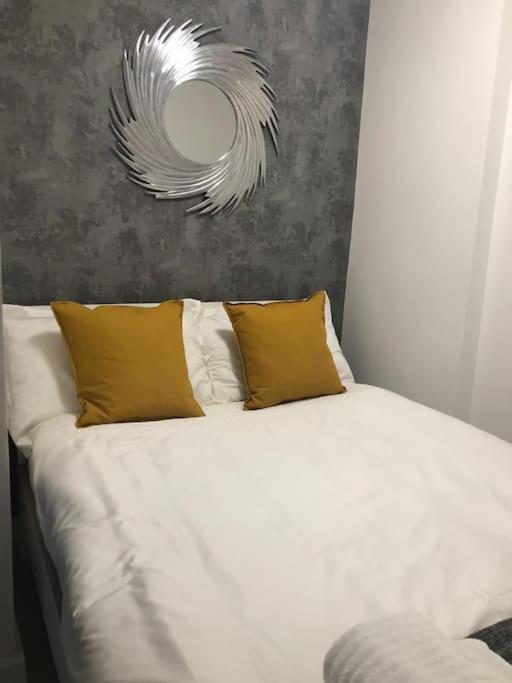 Stunning Apartment In Leeds- Financial District Leeds  Exteriör bild