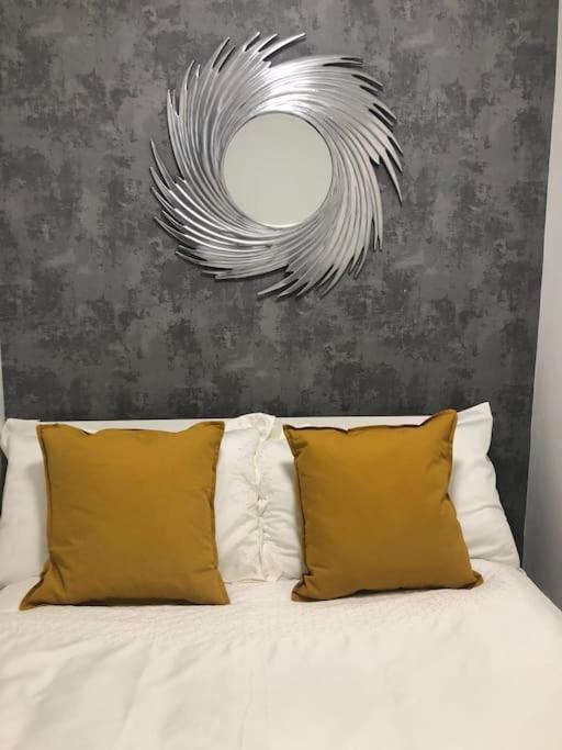 Stunning Apartment In Leeds- Financial District Leeds  Exteriör bild