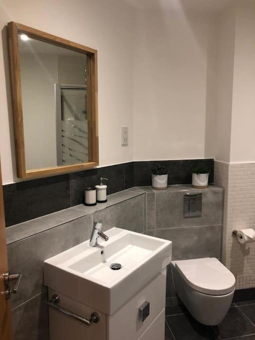 Stunning Apartment In Leeds- Financial District Leeds  Exteriör bild