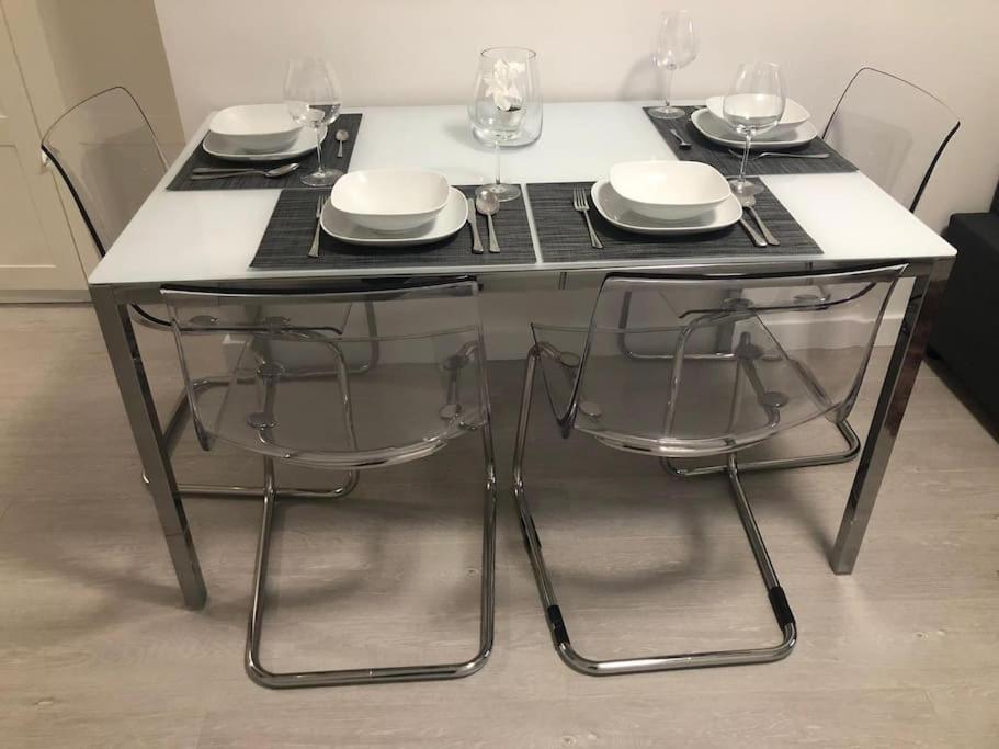 Stunning Apartment In Leeds- Financial District Leeds  Exteriör bild