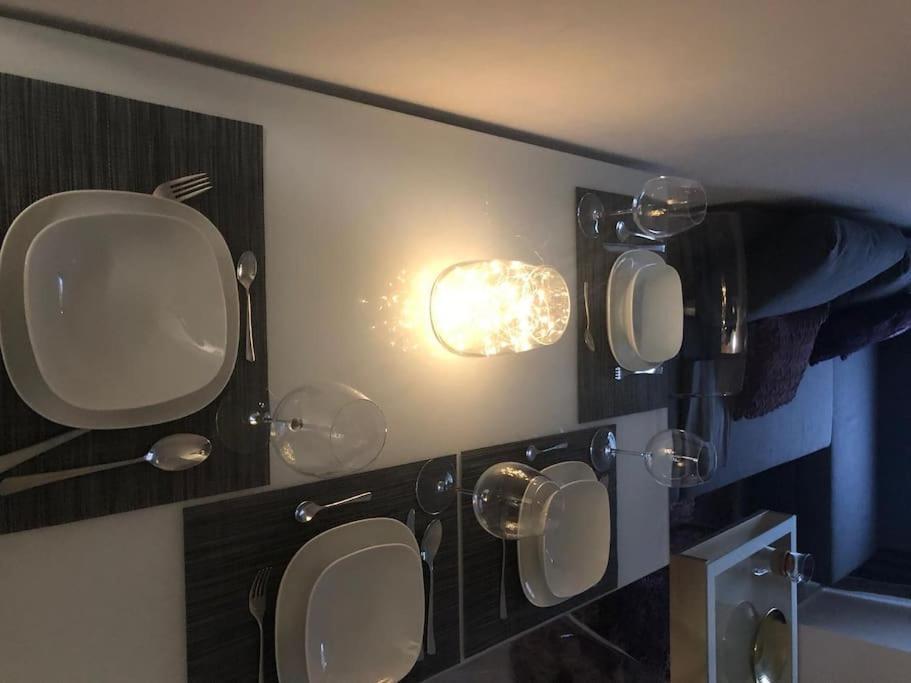Stunning Apartment In Leeds- Financial District Leeds  Exteriör bild